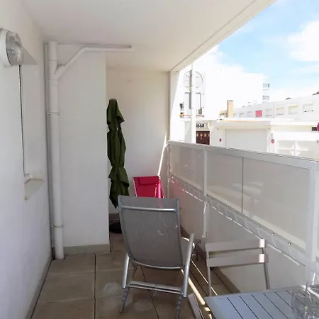 - Au Coeur Du Centre-ville - A Seulement 200m Apartamento