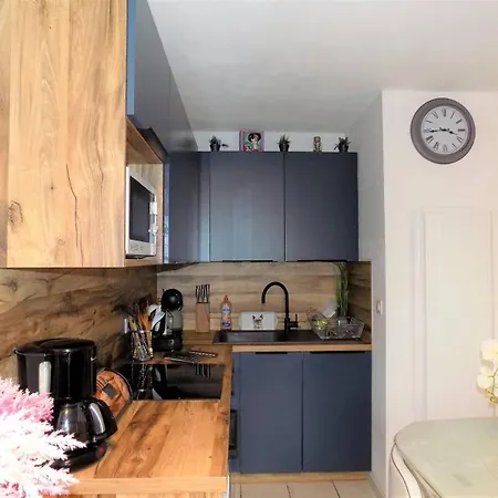 - Au Coeur Du Centre-ville - A Seulement 200m Apartamento *